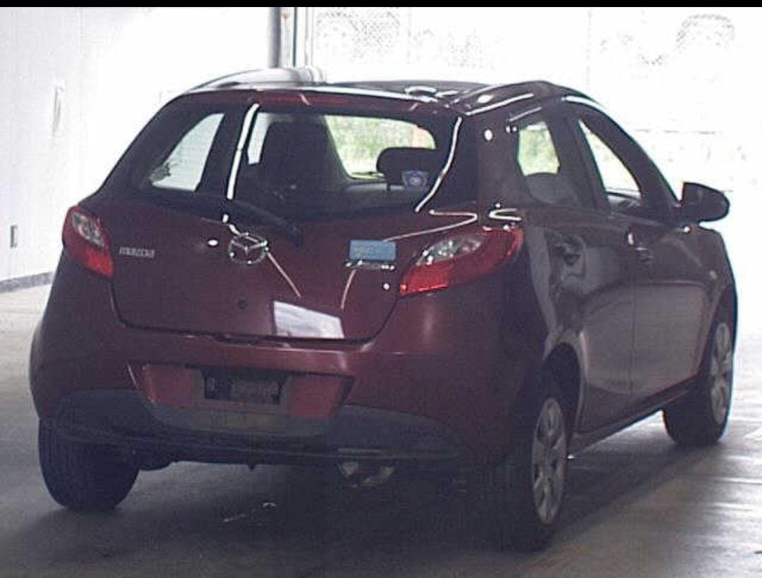 MAZDA DEMIO photo 6