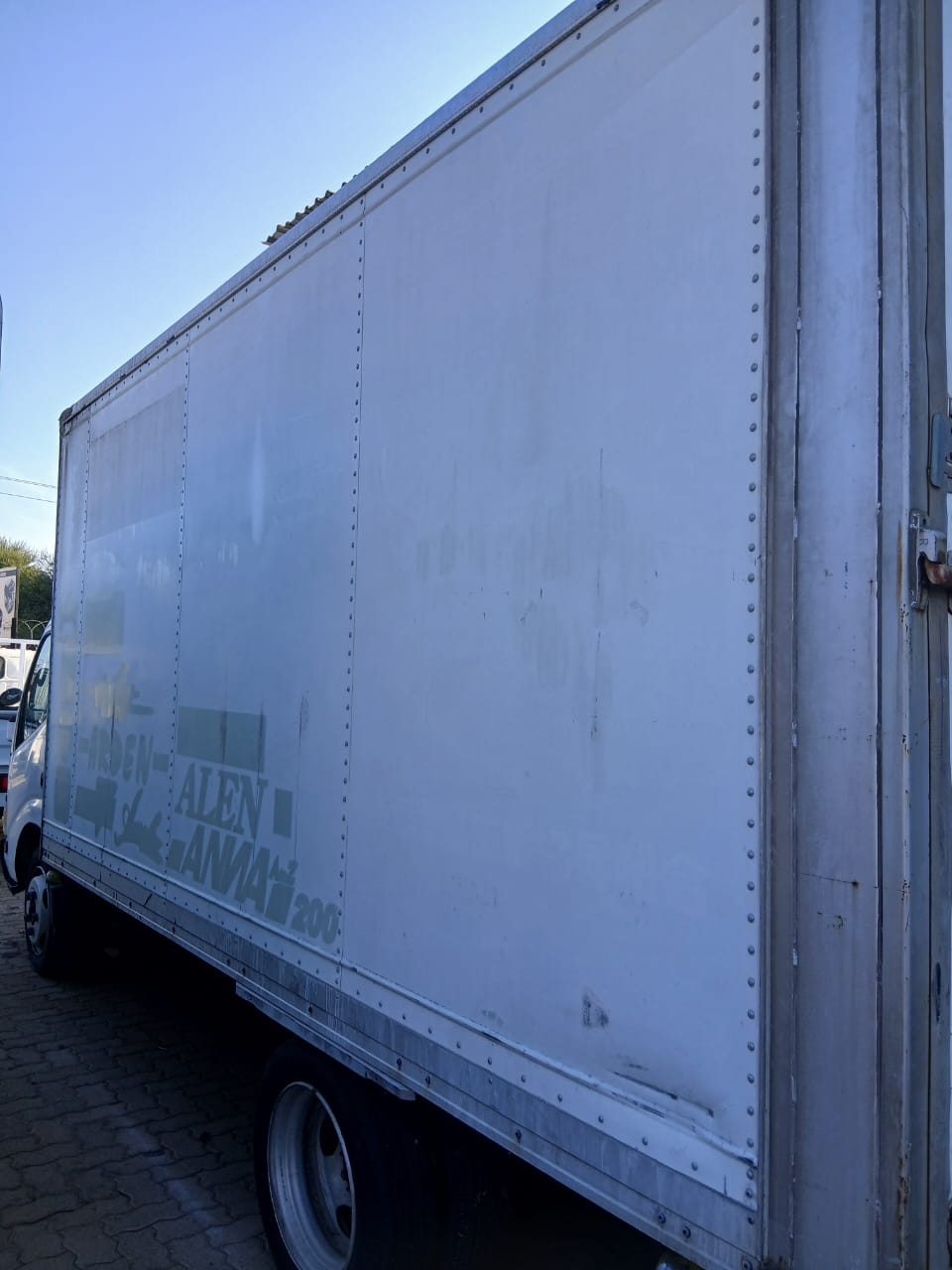 TOYOTA DYNA