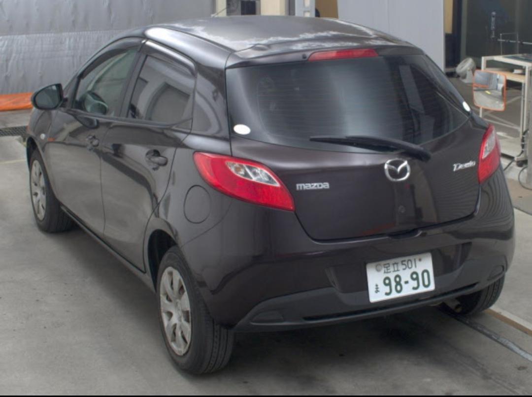 MAZDA DEMIO photo 5